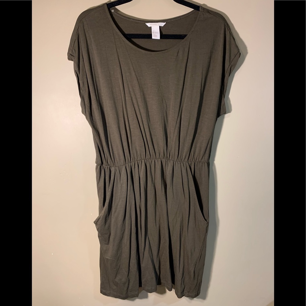 H&M size L short dress. Very comfortable.